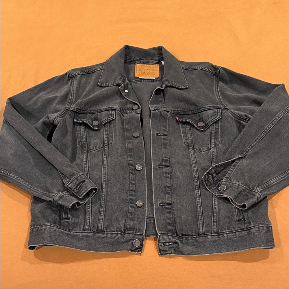 Levi’s Black Denim Jacket Vintage Fit L